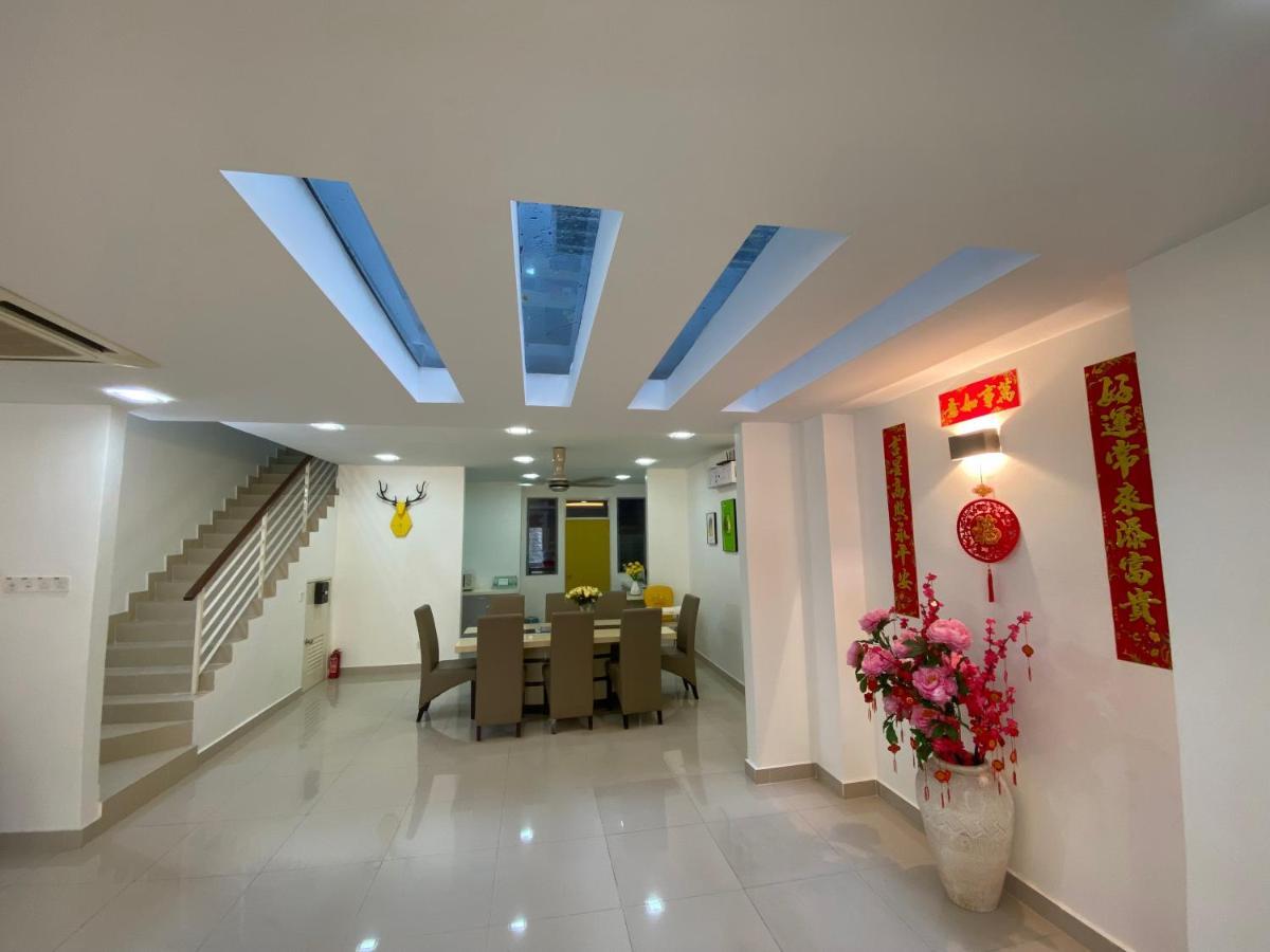 Entire Residential Home•Jia Residences Bkt Serdang沙登温暖的家 Seri Kembangan Ngoại thất bức ảnh