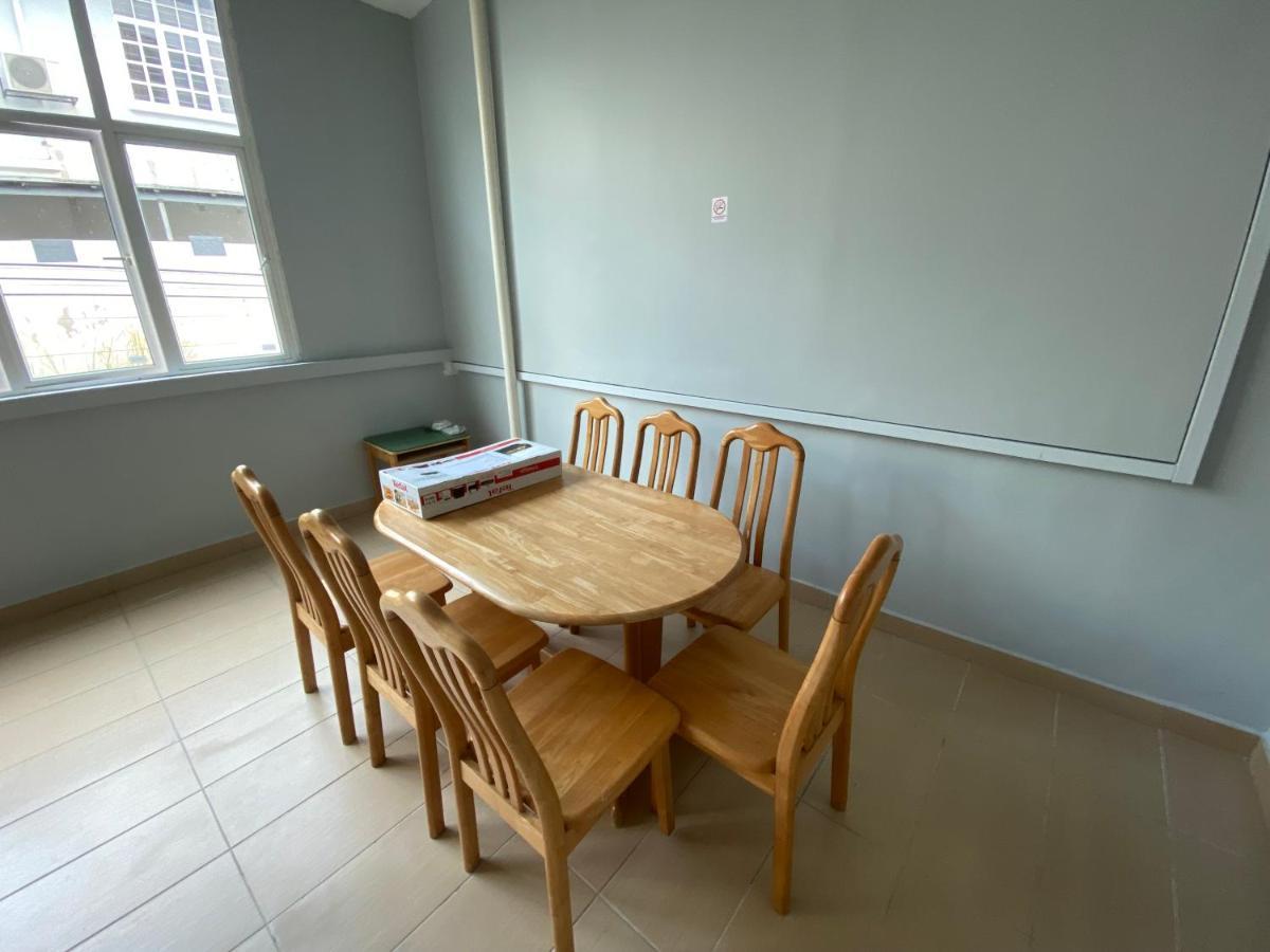 Entire Residential Home•Jia Residences Bkt Serdang沙登温暖的家 Seri Kembangan Ngoại thất bức ảnh