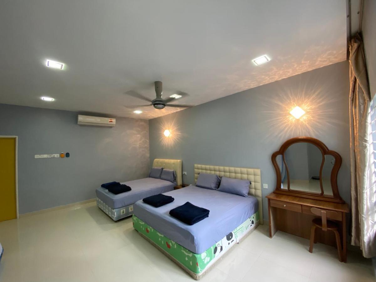 Entire Residential Home•Jia Residences Bkt Serdang沙登温暖的家 Seri Kembangan Ngoại thất bức ảnh
